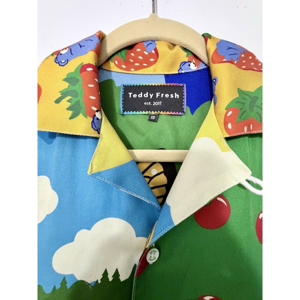 RARE Teddy Fresh Limited Edition Heaven Camp Button Shirt size XS colorful - Picture 2 of 7